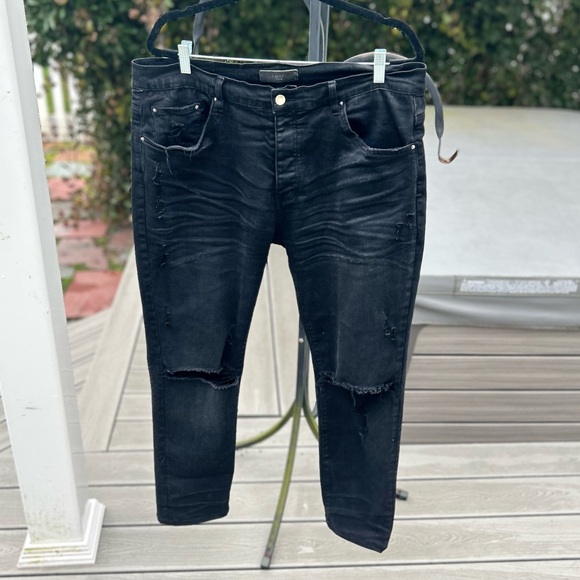 🦁 Amiri Distressed Ripped Jeans - Picture 12 of 17